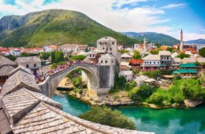 Mostar Köprüsü