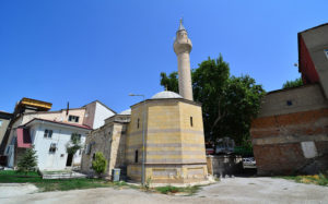 Himmet Baba Camii ve Türbesi