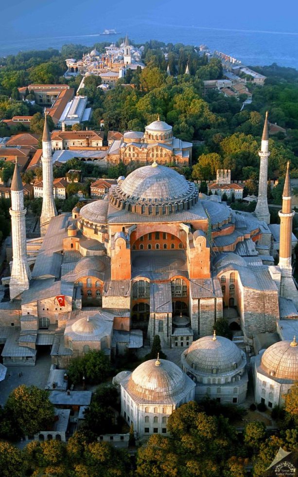 AYASOFYA CAMİİ