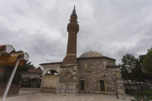 Han Camii (Gülabibey Camii, Ömer Neftçi Camii)