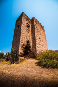 Beyler Kulesi (Donduran Kalesi)